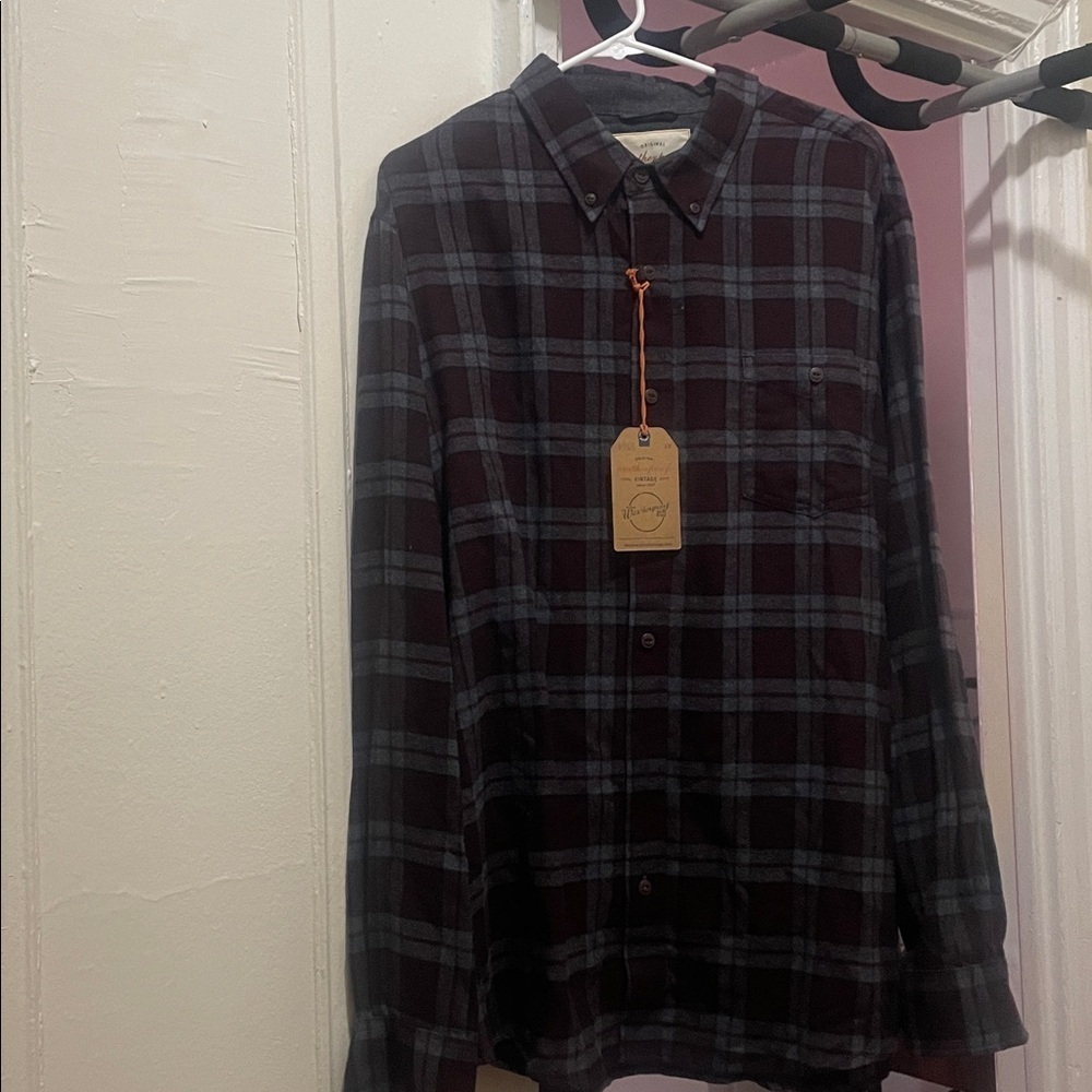 Weatherproof Gray and purple shirt long sleeve